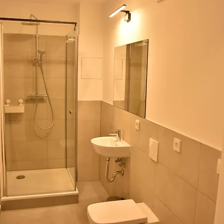 4 * Dresden